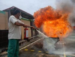PT TIMAH Tbk Gelar Pelatihan Tanggap Bencana Bersama Pemerintah Desa Air Putih
