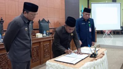 DPRD Bangka Tengah Sahkan Perda Penanggulangan Bencana  