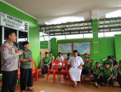 Kapolda Babel Bersama Ketua Bhayangkari Sambangi Panti Jompo dan Panti Asuhan di Pangkalpinang