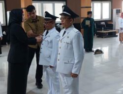 Lantik 2 Pj Kades, Wabup Debby: Jadilah Pelayan Rakyat dan Jaga Kondusivitas Desa