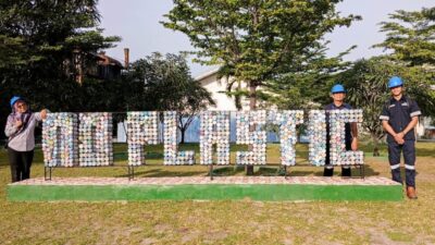 Komitmen PT TIMAH Tbk Kelola Lingkungan, PT TIMAH Tbk Tekan Sampah Plastik Lewat Eco Brick Program