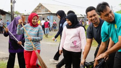Dukung Program Pangkalpinang Bersih dan Bebas Banjir, PLN Turut Serta dalam Kegiatan Kolak Beko