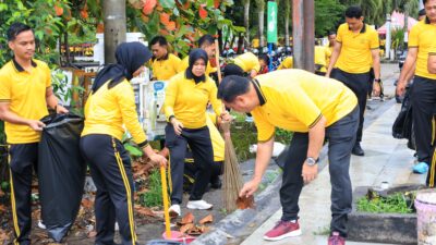 Jalankan Instruksi Presiden, Polda Babel Gelar Aksi Bersih Sampah Serentak Wujudkan “Indonesia Asri