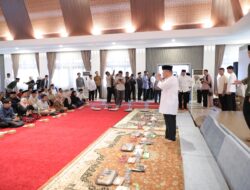 Safari Ramadan 1447 H : Gubernur Babel Hidayat Arsani Teguhkan Kepedulian, Serahkan Santunan dan Bansos