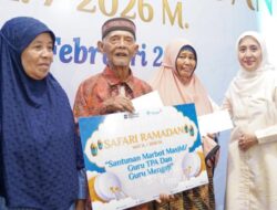 Momentum Ramadhan, PT TIMAH Berbagi Kebahagiaan dengan Guru Ngaji dan Marbot Masjid