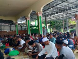 Warga Air Aceng Lestarikan Tradisi Ruwahan, Masjid Al-Ikhlas Dipadati Jamaah Doakan Leluhur