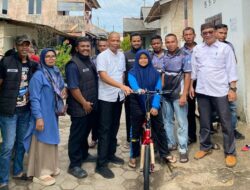 Tim Baher Perkuat Sinergi dengan Pemda Basel Lewat Aksi Bantuan Sosial Pendidikan ke Warga Pesisir