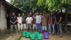 Jumat Penuh Makna, Tim Baher Bantu Ringankan Beban Nelayan Lewat Bantuan Paket Sembako