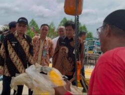 Bupati Algafry Resmikan Dermaga Bongkar Muat di Desa Sungai Selan