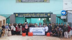 300 Takjil Ketupat Cicep Dibagikan Tim Baher untuk Santri, Anak Panti dan Pengendara