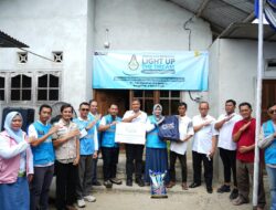 PLN Sambung Ratusan Rumah Gratis Lewat Program Light Up The Dream
