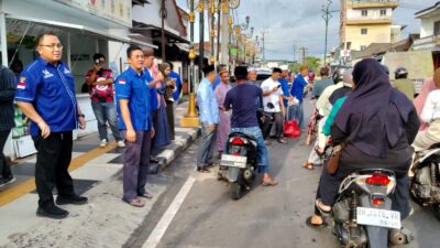 Demokrat Basel Bersama PWI dan IJTI Bagikan 800 Paket Takjil & Santuni Anak Yatim